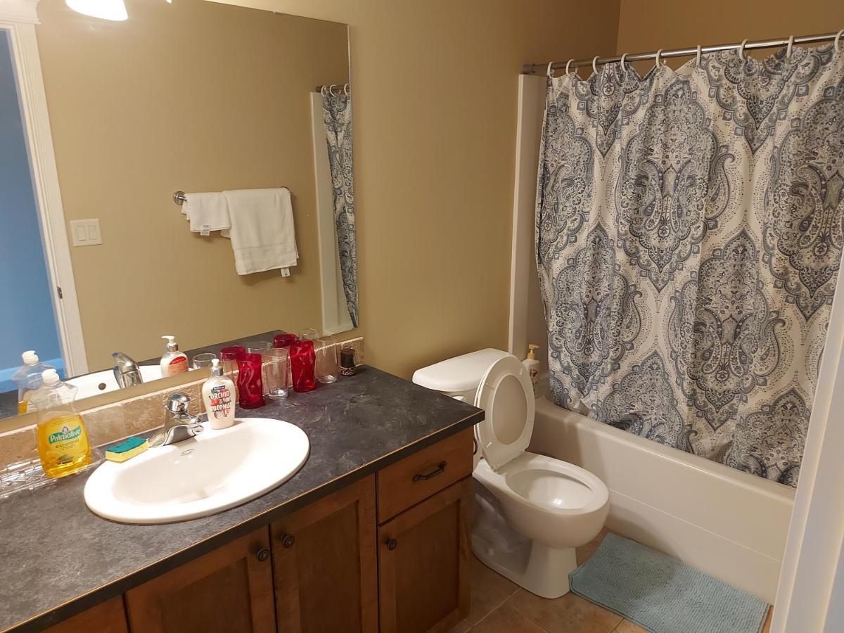 Peaceful And Spacious Lake View West Kelowna Exteriér fotografie