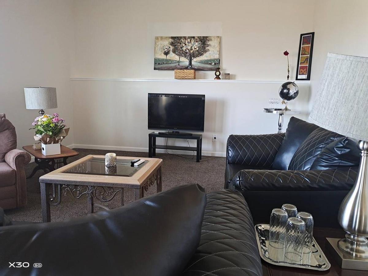 Peaceful And Spacious Lake View West Kelowna Exteriér fotografie