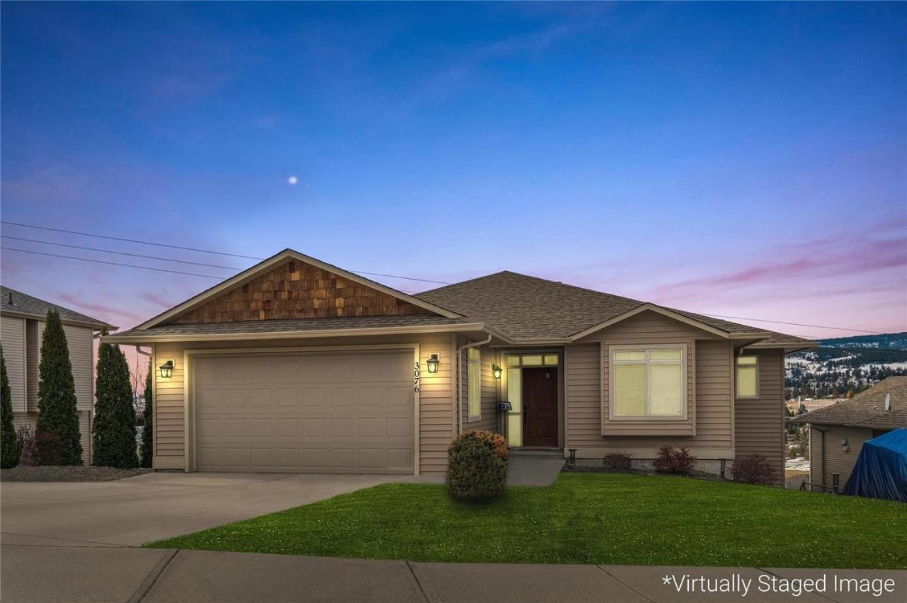 Peaceful And Spacious Lake View West Kelowna Exteriér fotografie